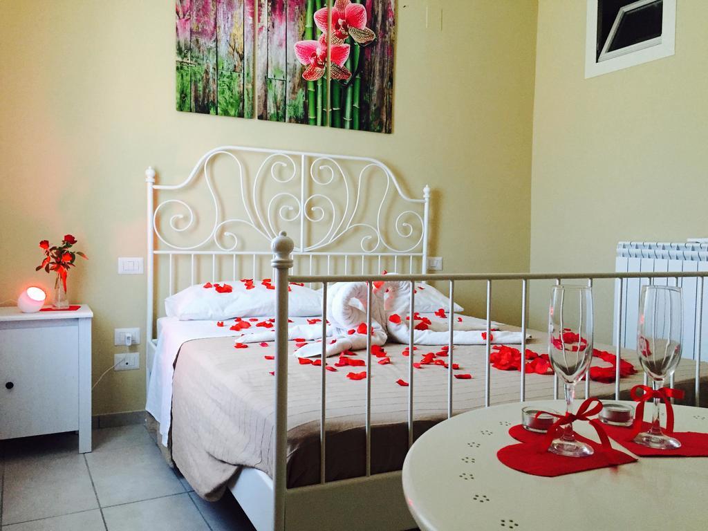 Zia Bi Bed And Breakfast Napels Kamer foto